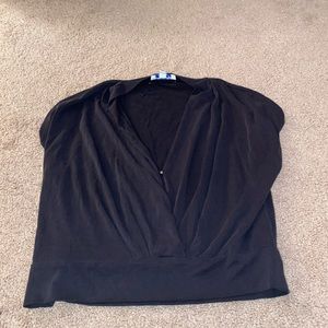 Black short sleeve crop top